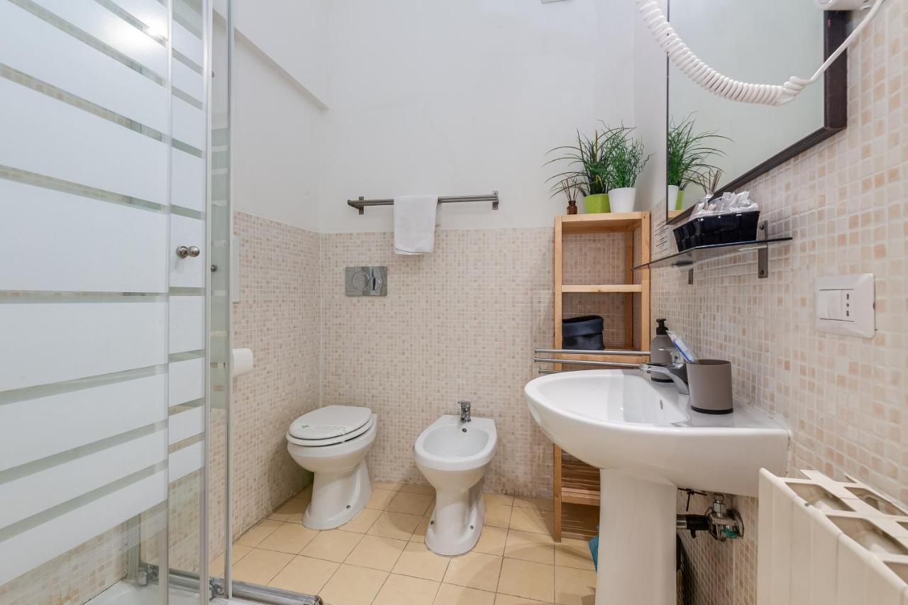 Julius Caesar Home โรม ภายนอก รูปภาพ